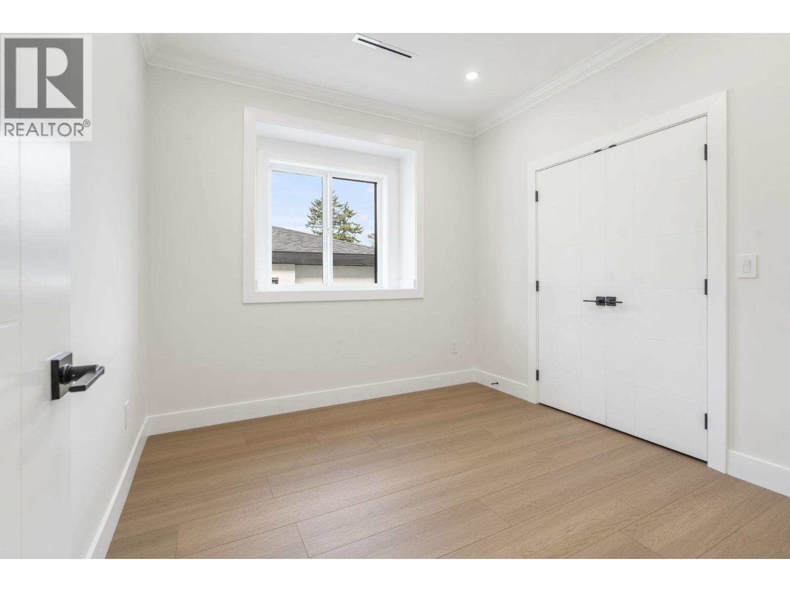Photo of 5685 LAUREL STREET 21