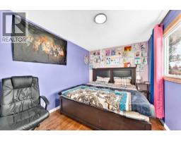 Laundry room - 5447 Rundleview Road Ne, Calgary, AB T1Y1J7 Photo 19