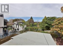 106 Clovelly Avenue, Toronto, ON M6E2E6 Photo 20