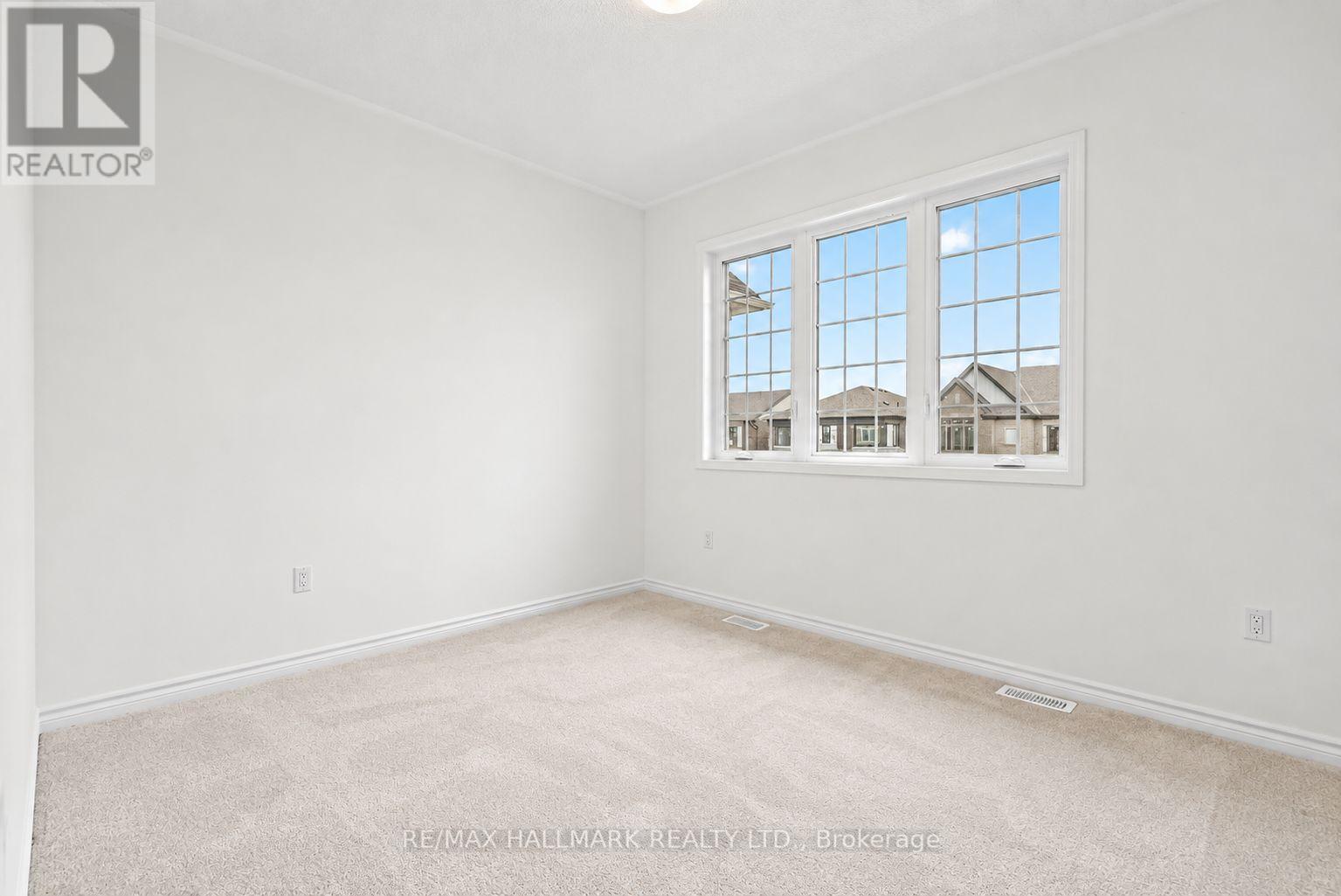 82 GRETZKY AVENUE - 38