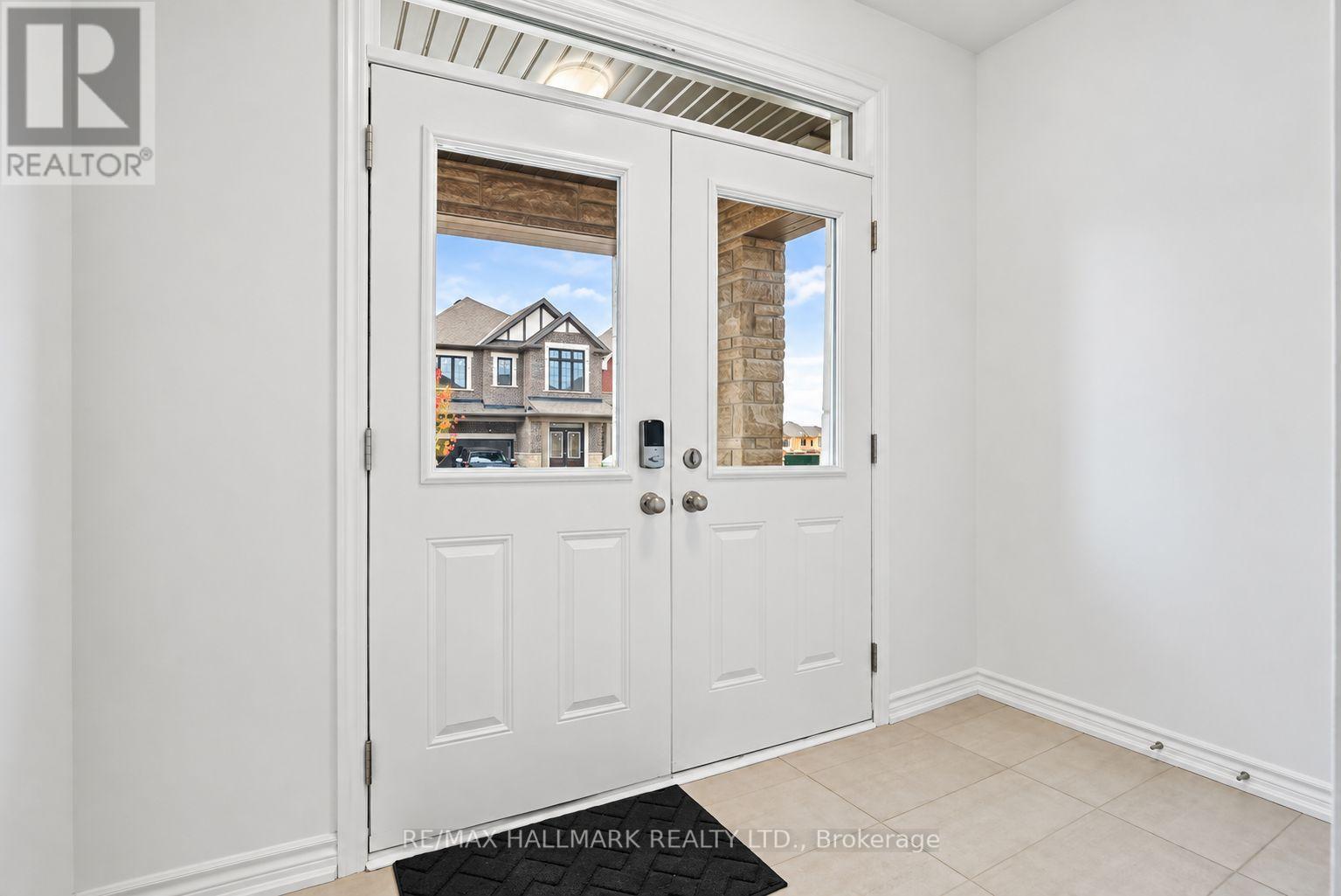 82 Gretzky Avenue, Barrie, ON photo 7