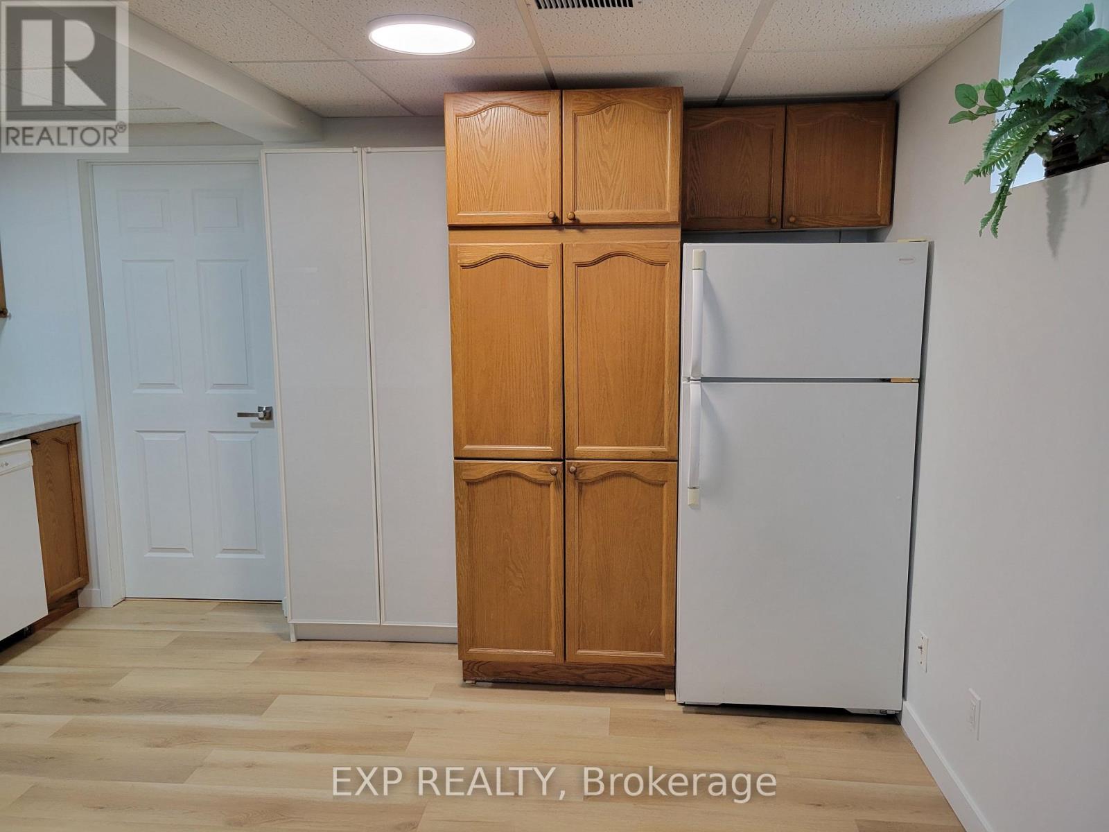 74 BUCHANAN STREET - 22