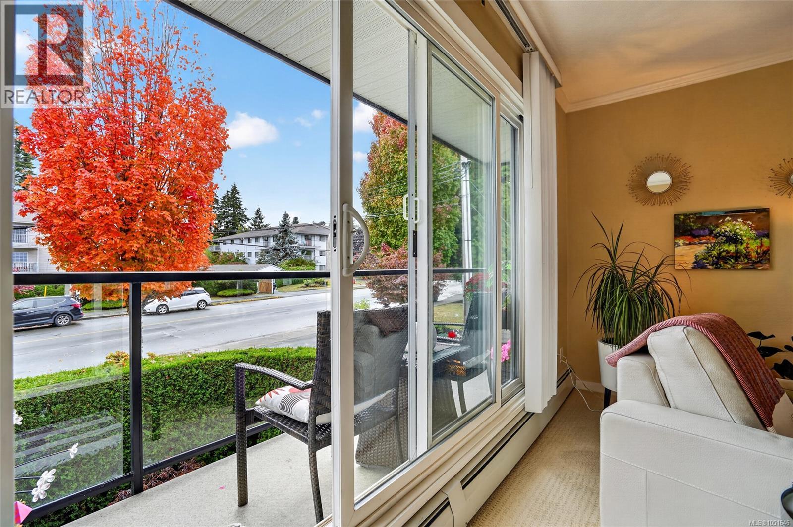 #202 255 Hirst Ave W - Image 12