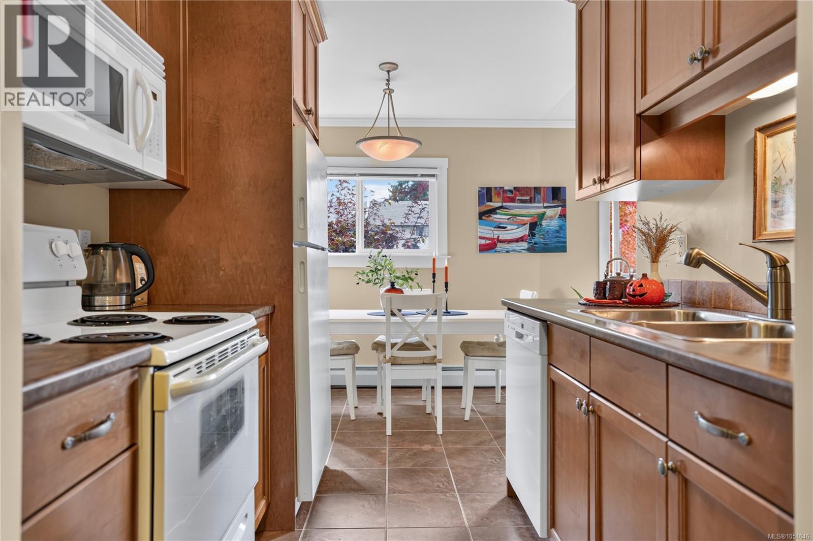 #202 255 Hirst Ave W - Image 15