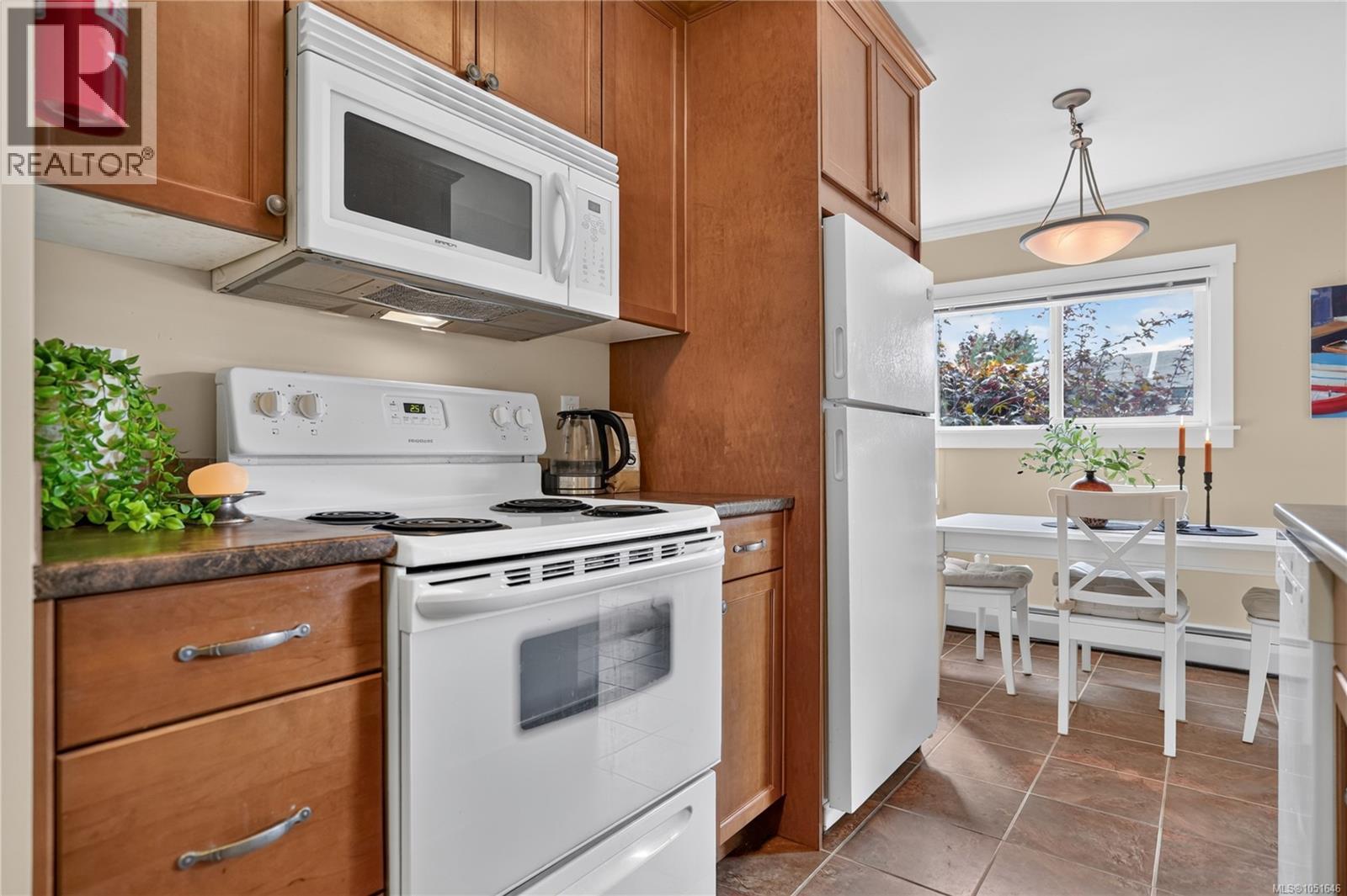 #202 255 Hirst Ave W - Image 16
