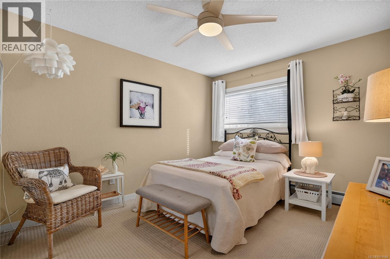 #202 255 Hirst Ave W - 19