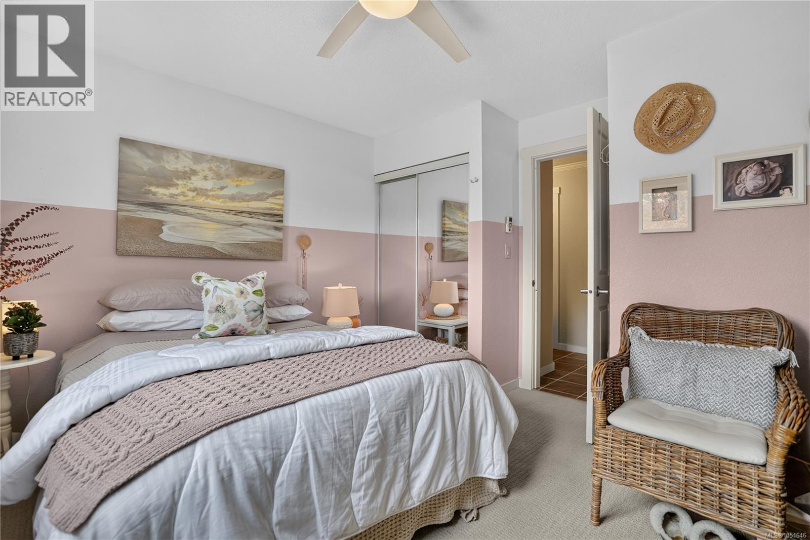 #202 255 Hirst Ave W - 24