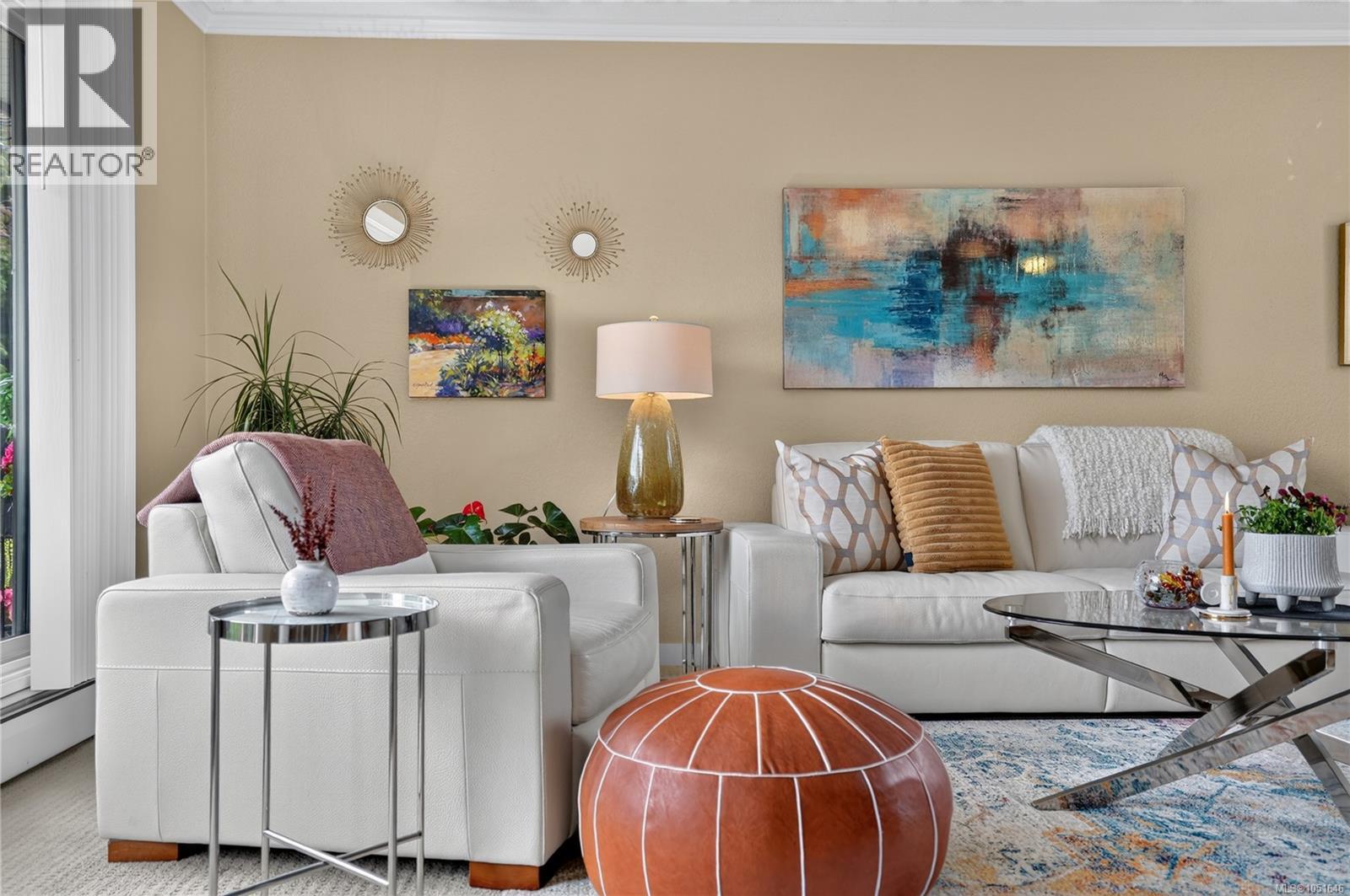 #202 255 Hirst Ave W - Image 3