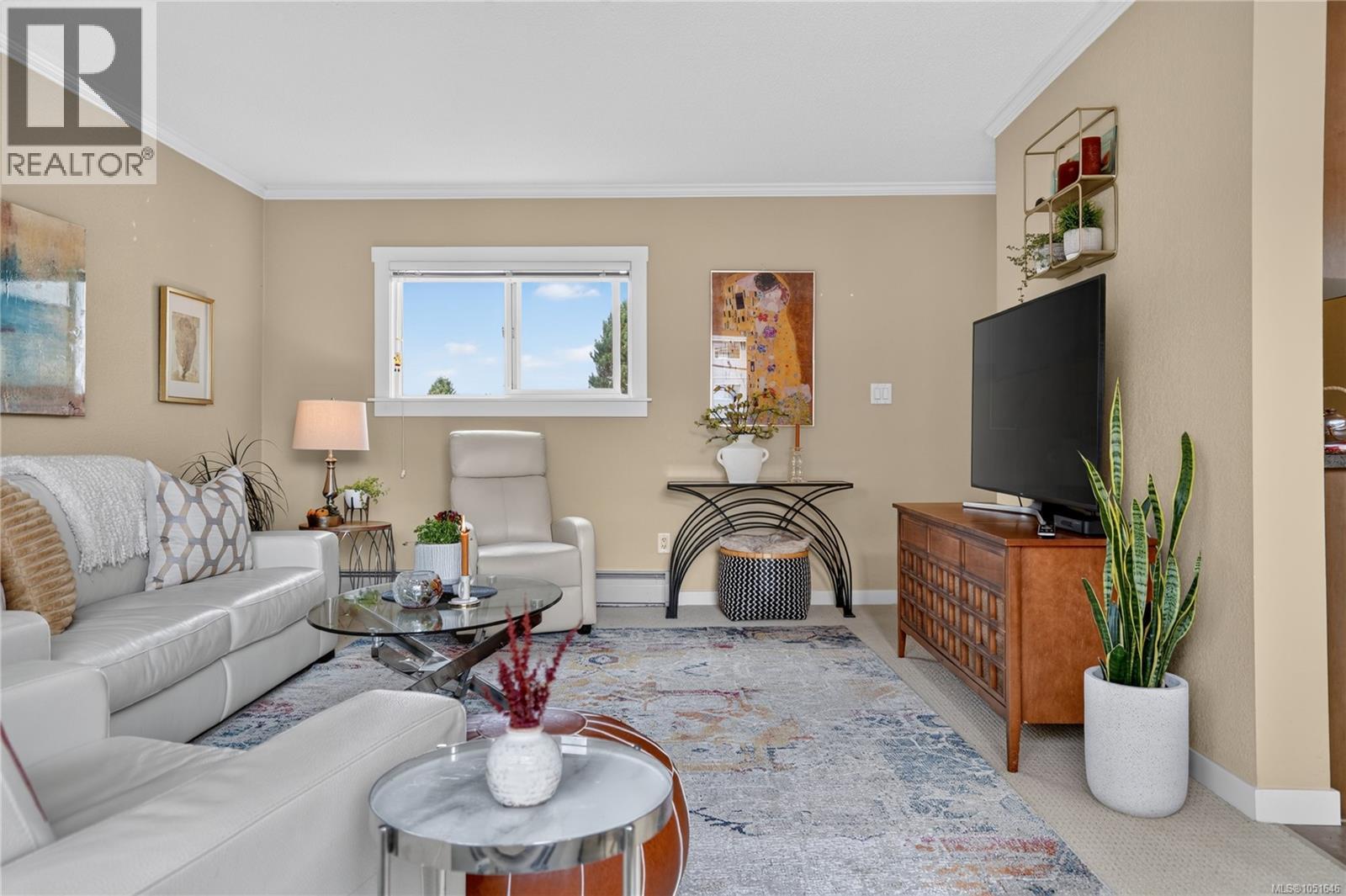 #202 255 Hirst Ave W - Image 4