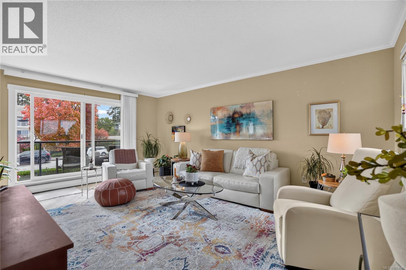 #202 255 Hirst Ave W - 6