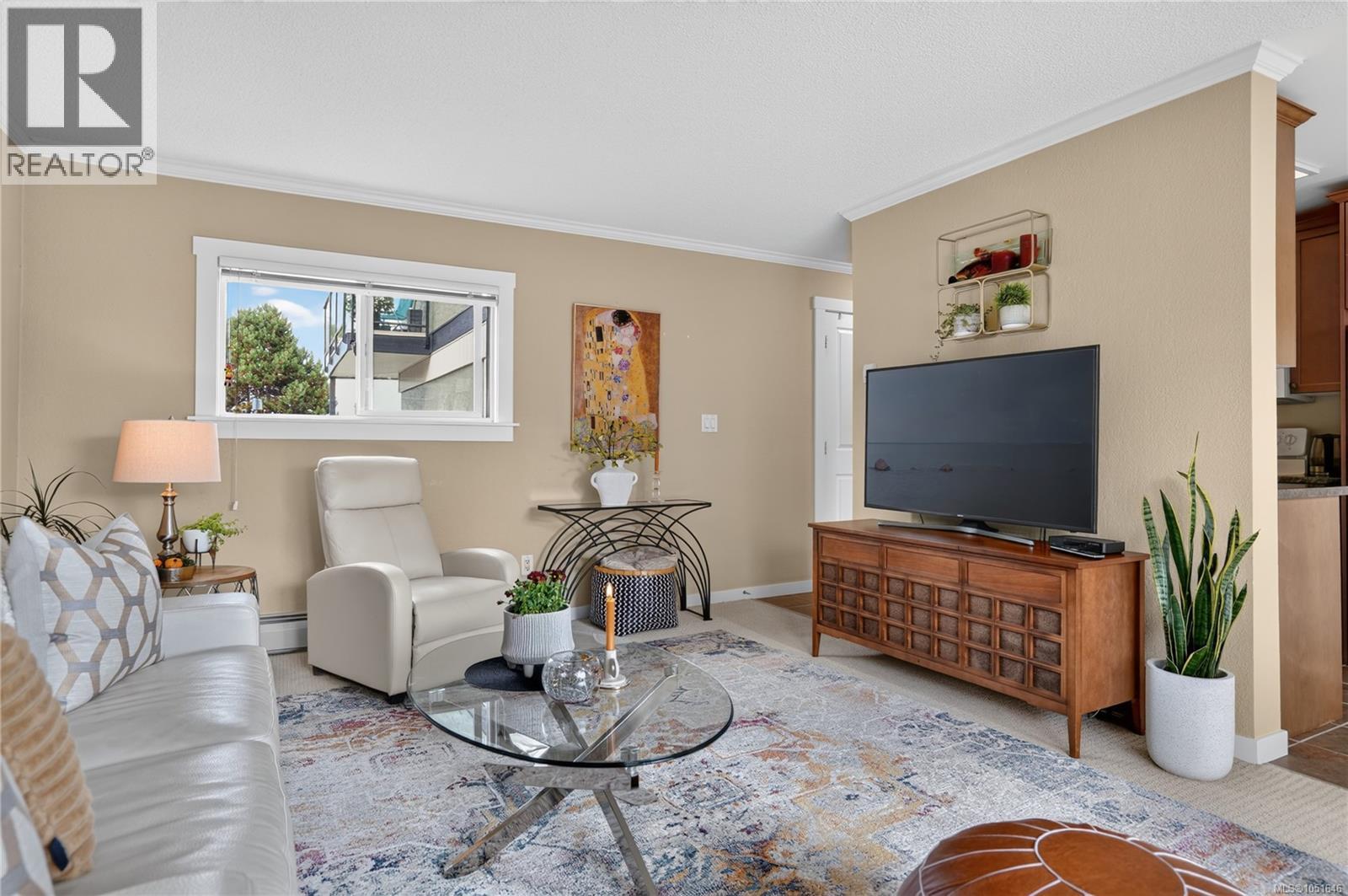 #202 255 Hirst Ave W - Image 7
