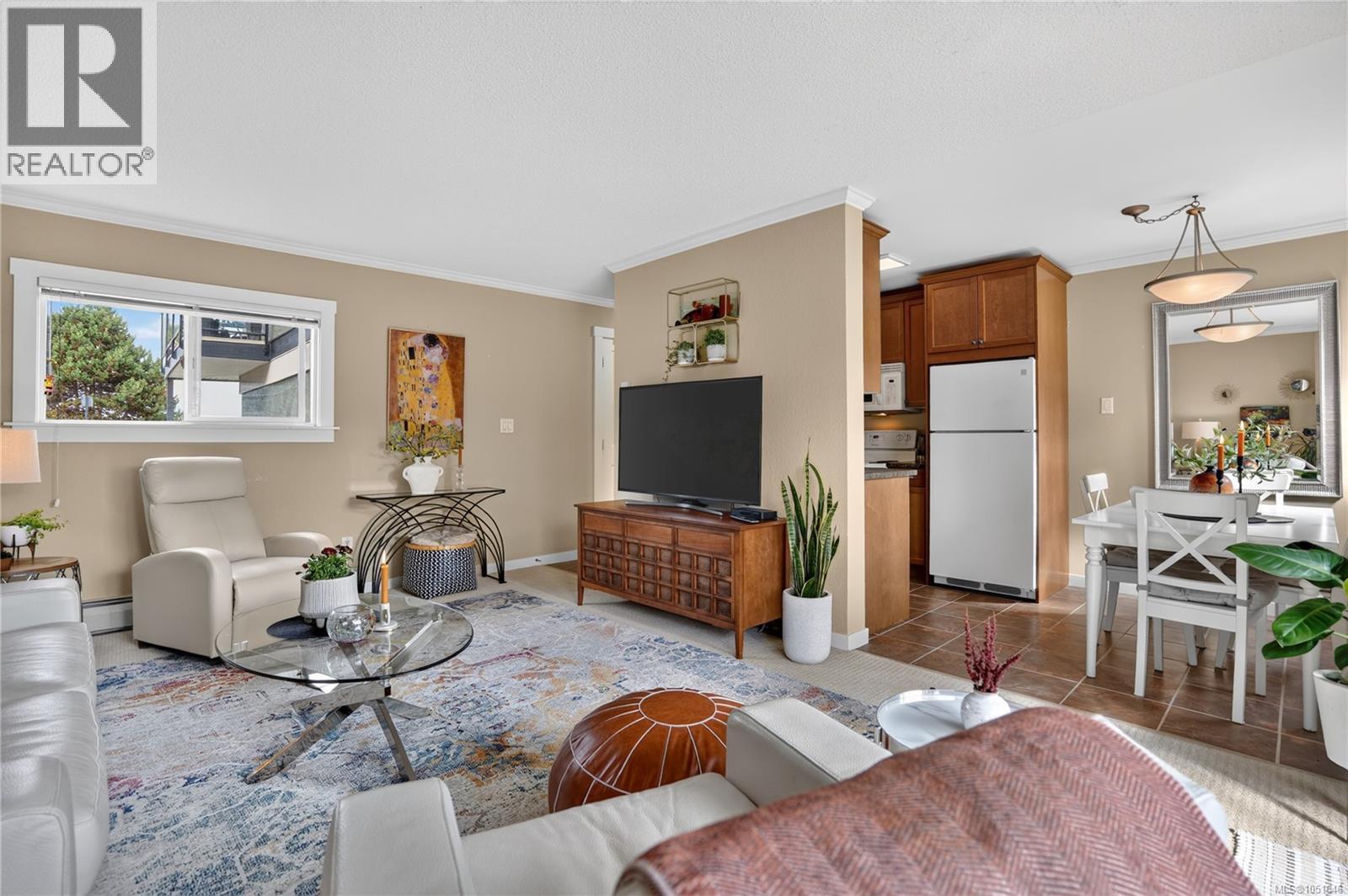 #202 255 Hirst Ave W - 8