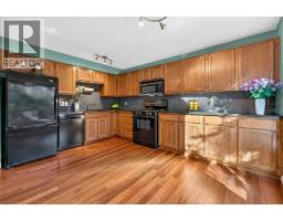 135 Point Drive Nw, Calgary, AB T3B5C8 Photo 12