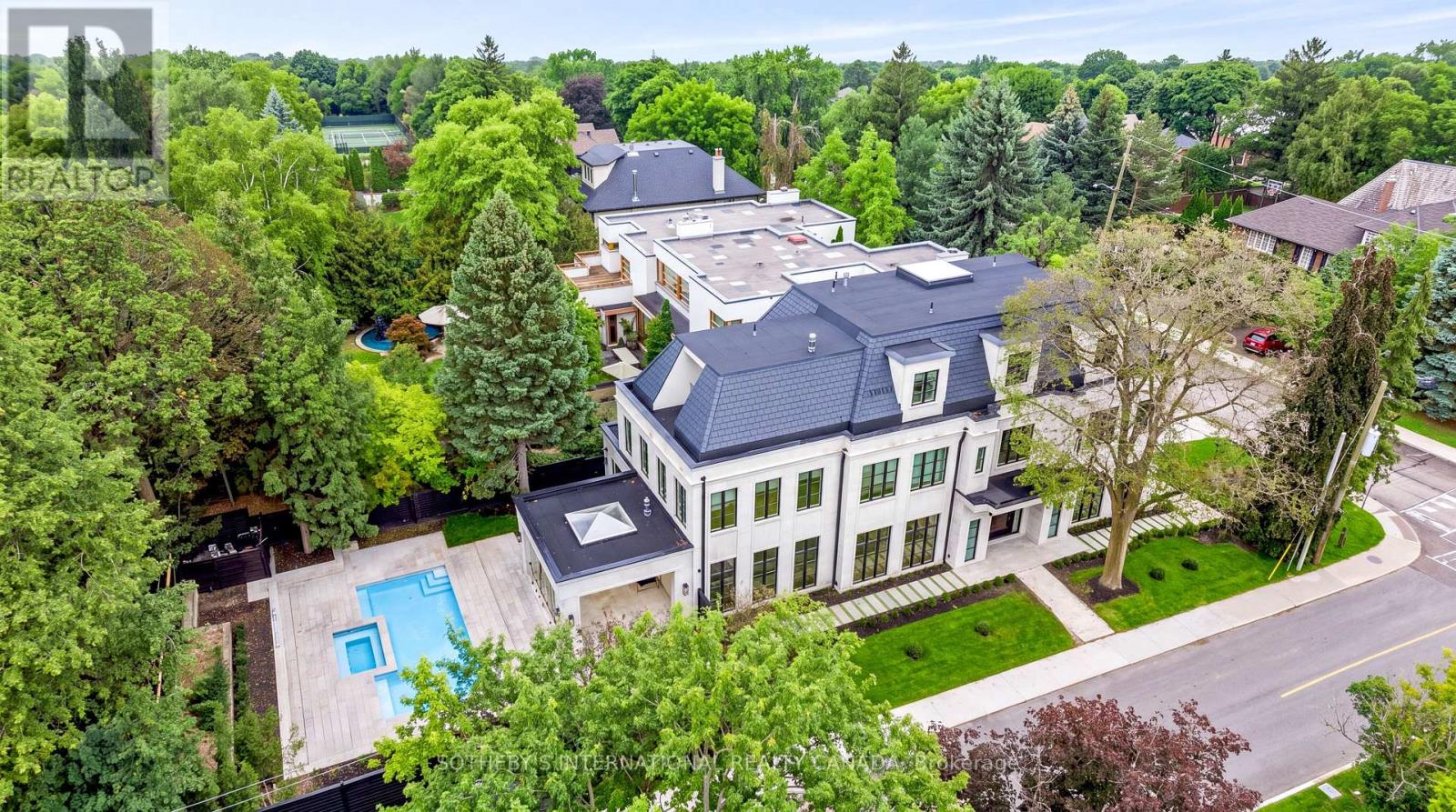 170 Forest Hill Road, Toronto, ON photo 42
