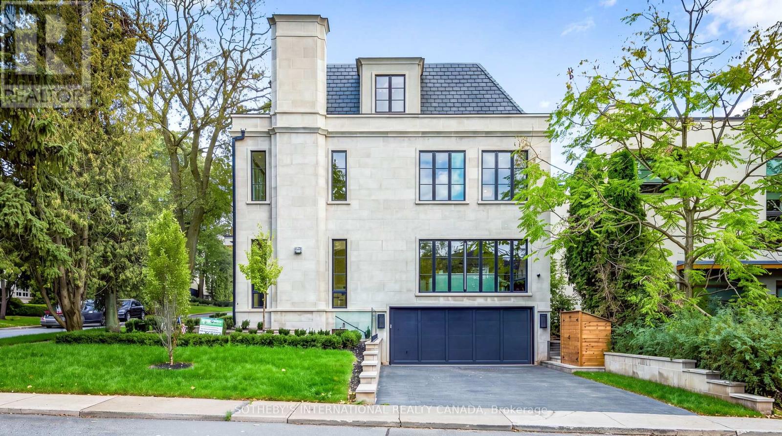 170 Forest Hill Road, Toronto, ON photo 43