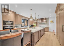 35 Penwood Crescent, Toronto, ON M3B3B1 Photo 11