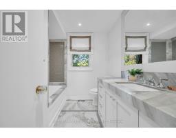 35 Penwood Crescent, Toronto, ON M3B3B1 Photo 33