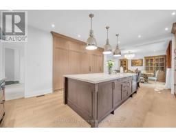 35 Penwood Crescent, Toronto, ON M3B3B1 Photo 9
