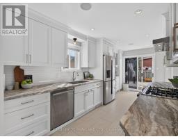 228 Rosemount Avenue, Toronto, ON M9N3X6 Photo 11