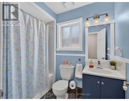 228 Rosemount Avenue, Toronto, ON M9N3X6 Photo 20
