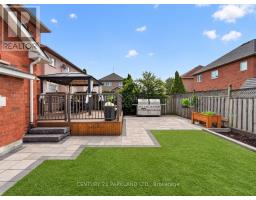 228 Rosemount Avenue, Toronto, ON M9N3X6 Photo 28