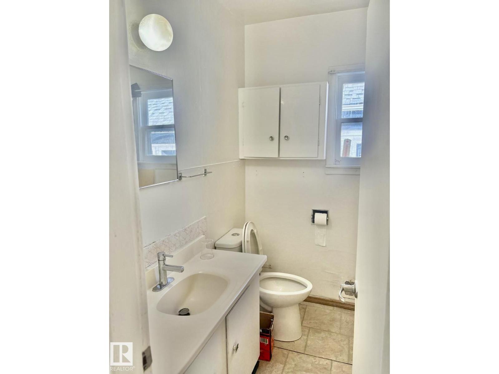 11922 69 ST NW - Image 19