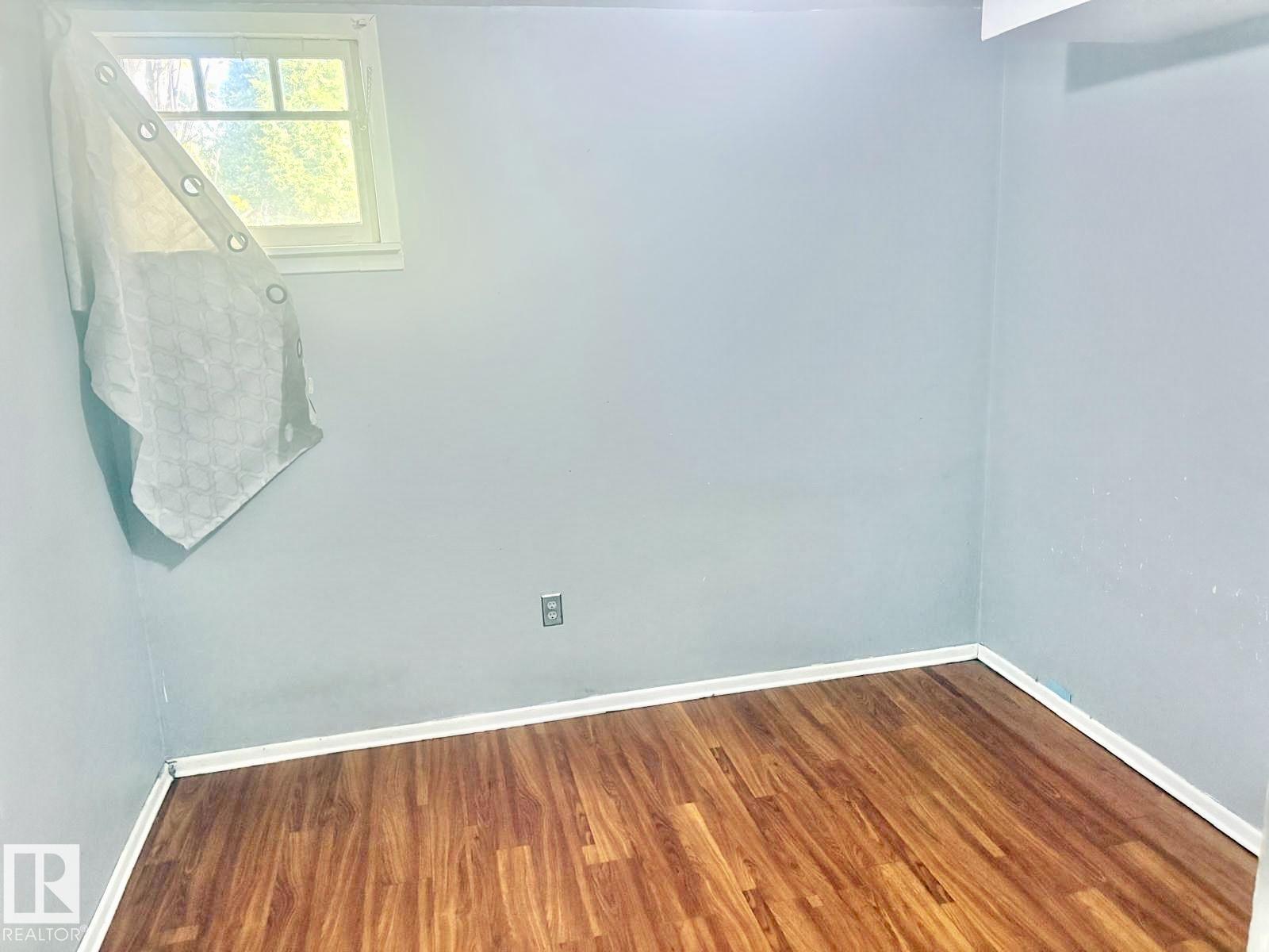 11922 69 ST NW - Image 23