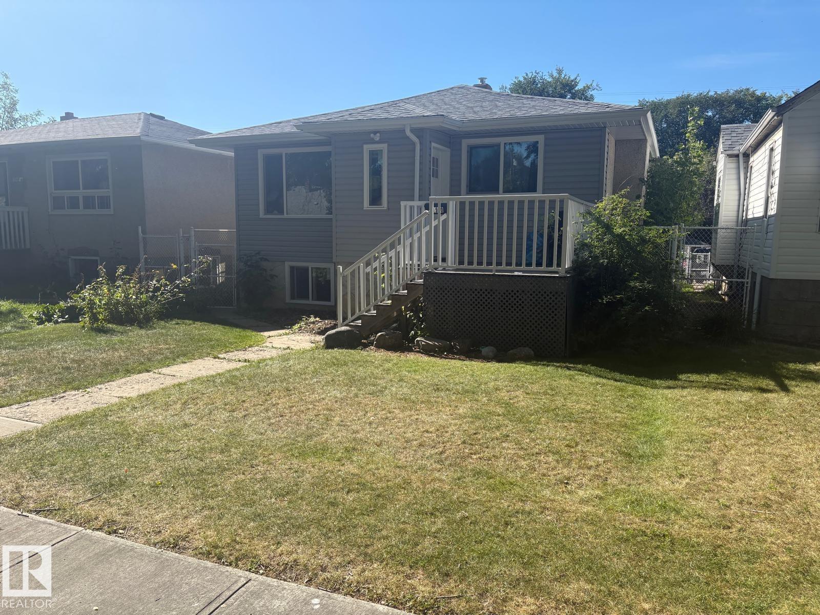 11922 69 ST NW - 32