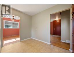 114 Havenhurst Crescent SW - photo 15