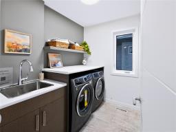 308 Pathfinder Trail, Winnipeg, MB R3Y2N4 Photo 14