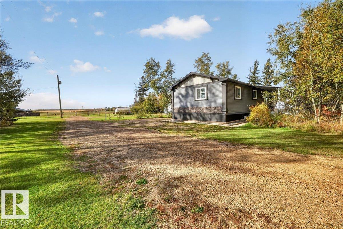 59304 RGE ROAD 271 - 16