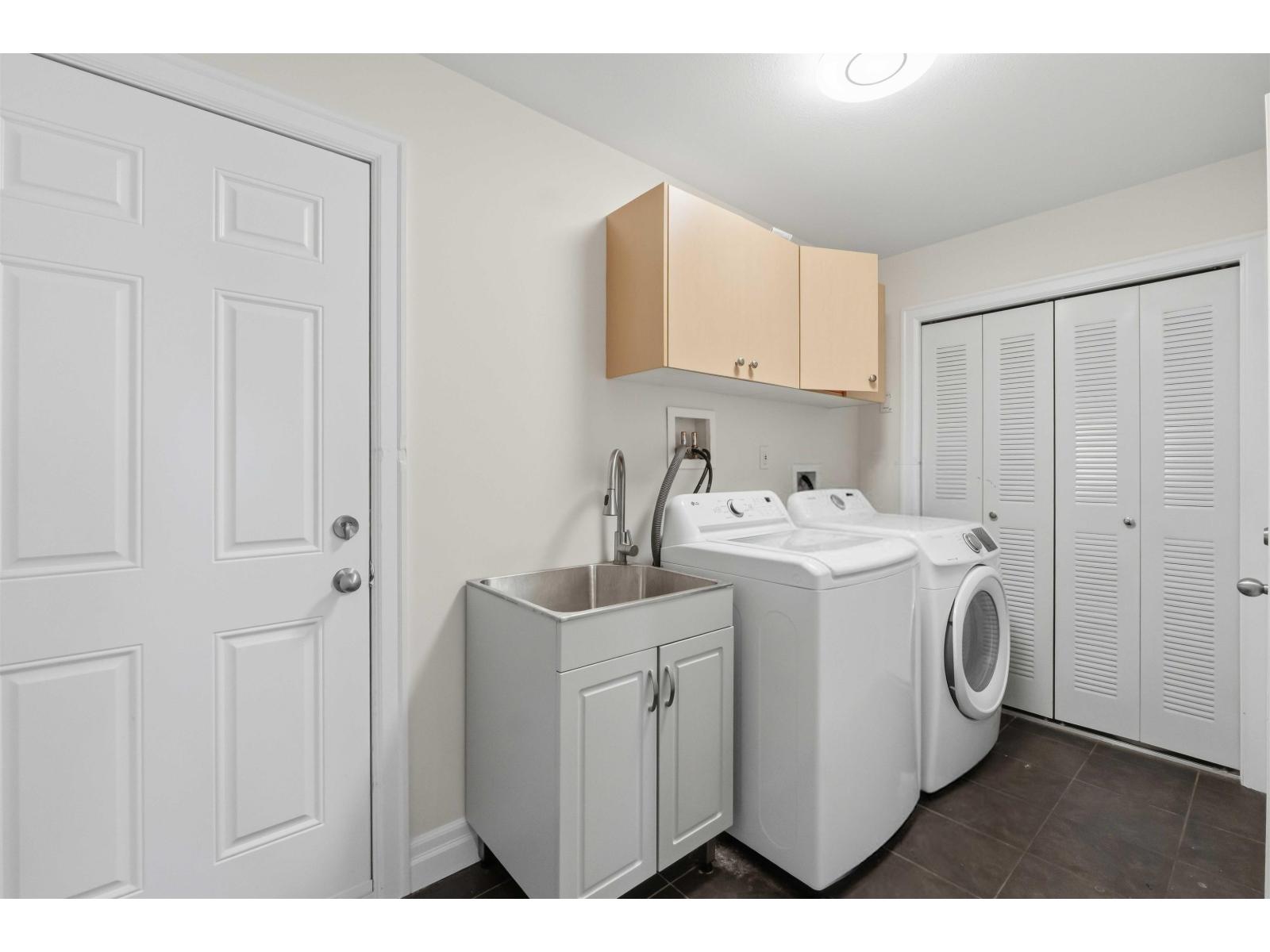 Photo of 2753 CARRIAGE COURT 25