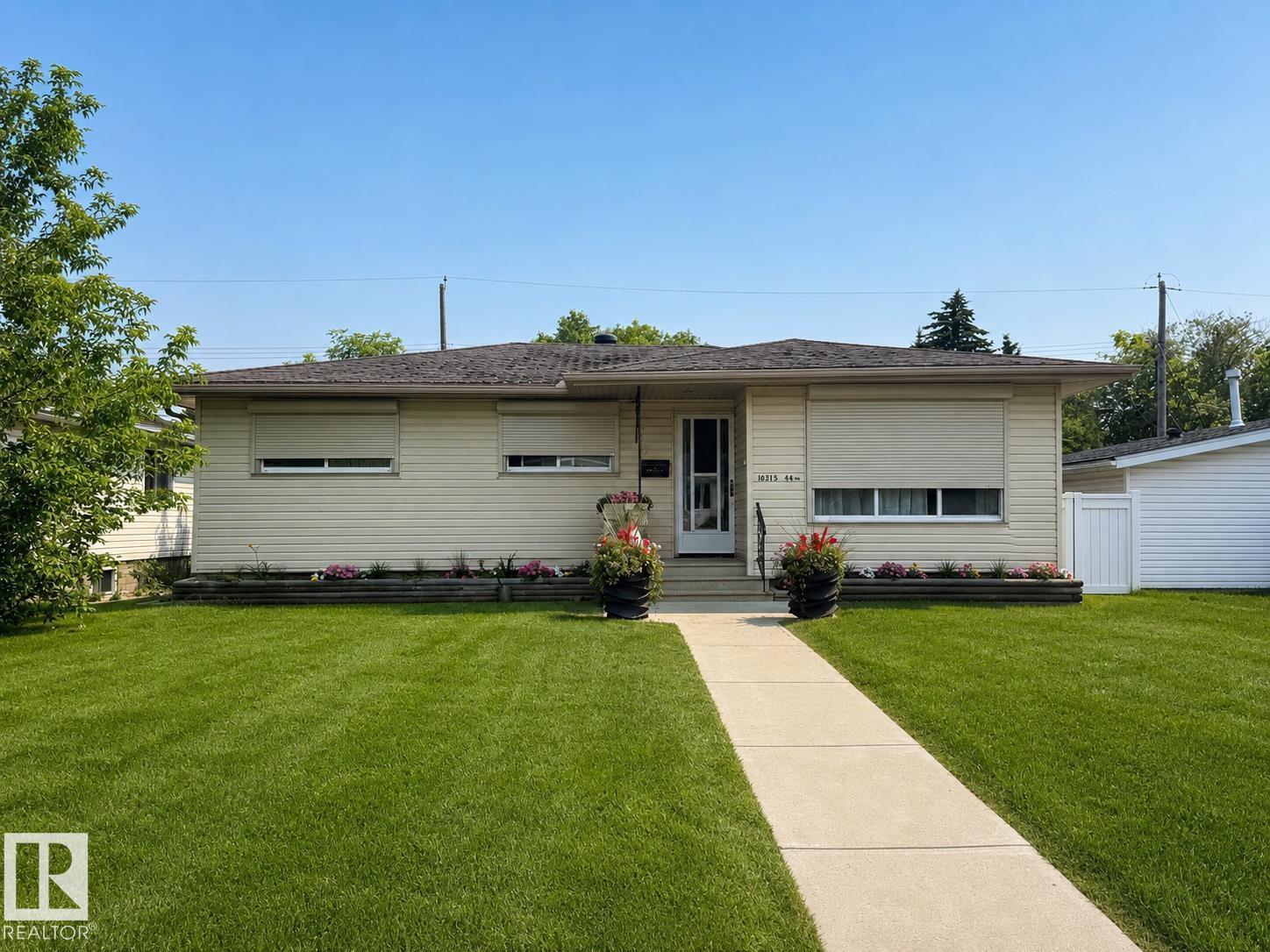 Photo of 10315 44 ST NW, Edmonton