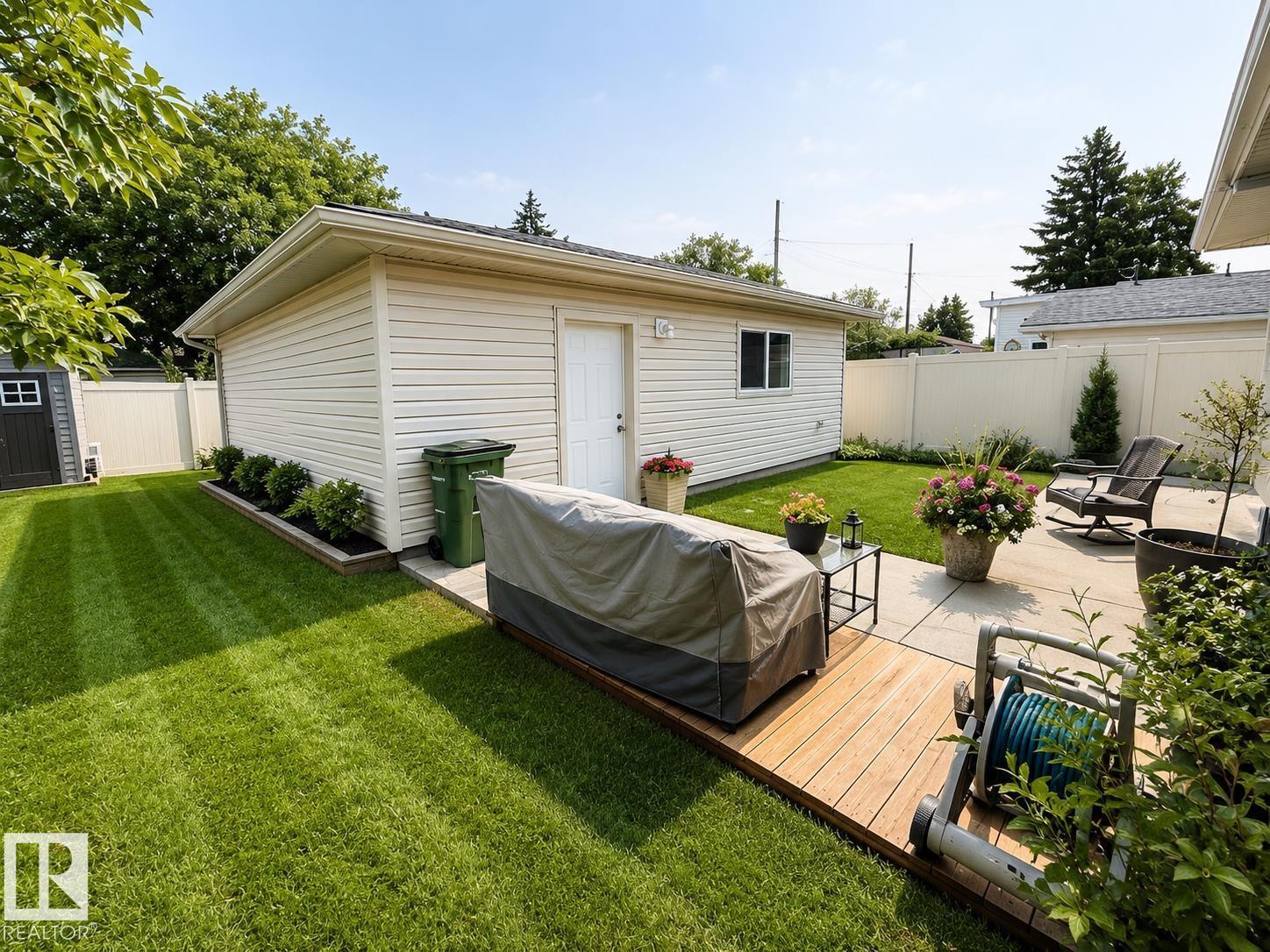 10315 44 ST NW - Image 16
