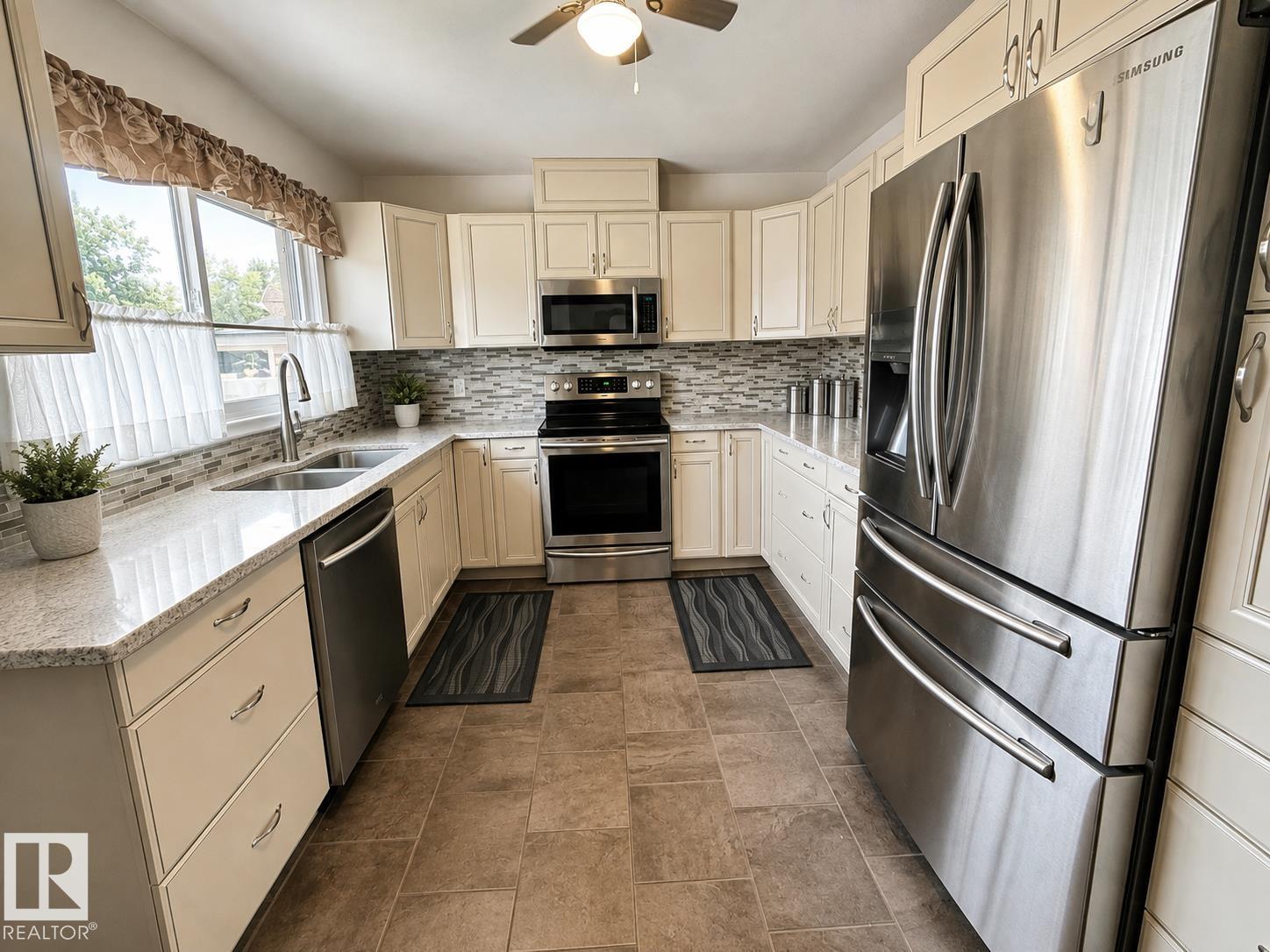 10315 44 ST NW - Image 3