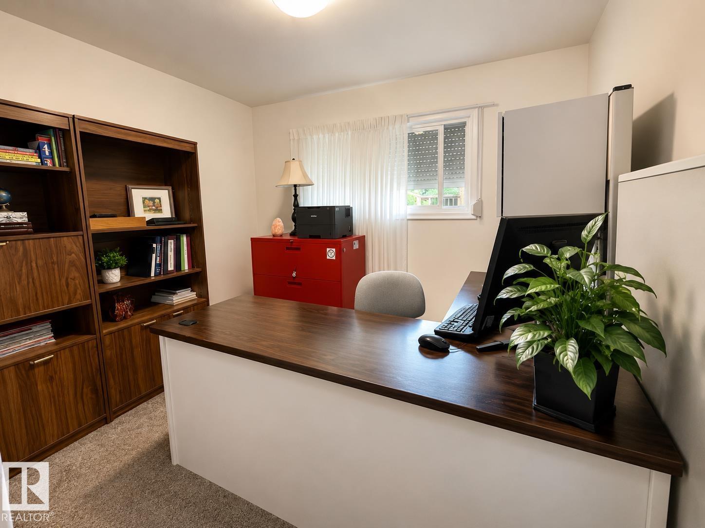 10315 44 ST NW - 7