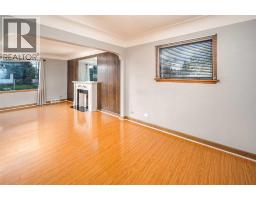 Living room - 1836 13 Avenue Nw, Calgary, AB T2N1L3 Photo 8