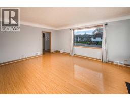 1836 13 Avenue NW - photo 2