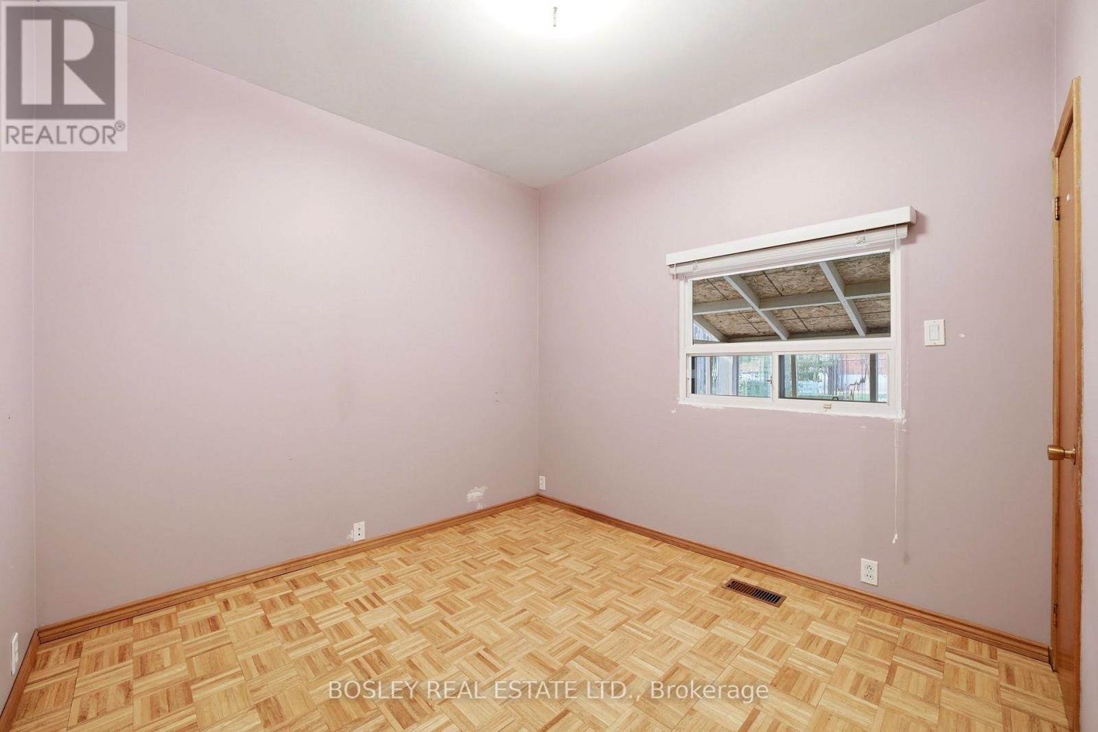 44 CONWAY AVENUE - 18