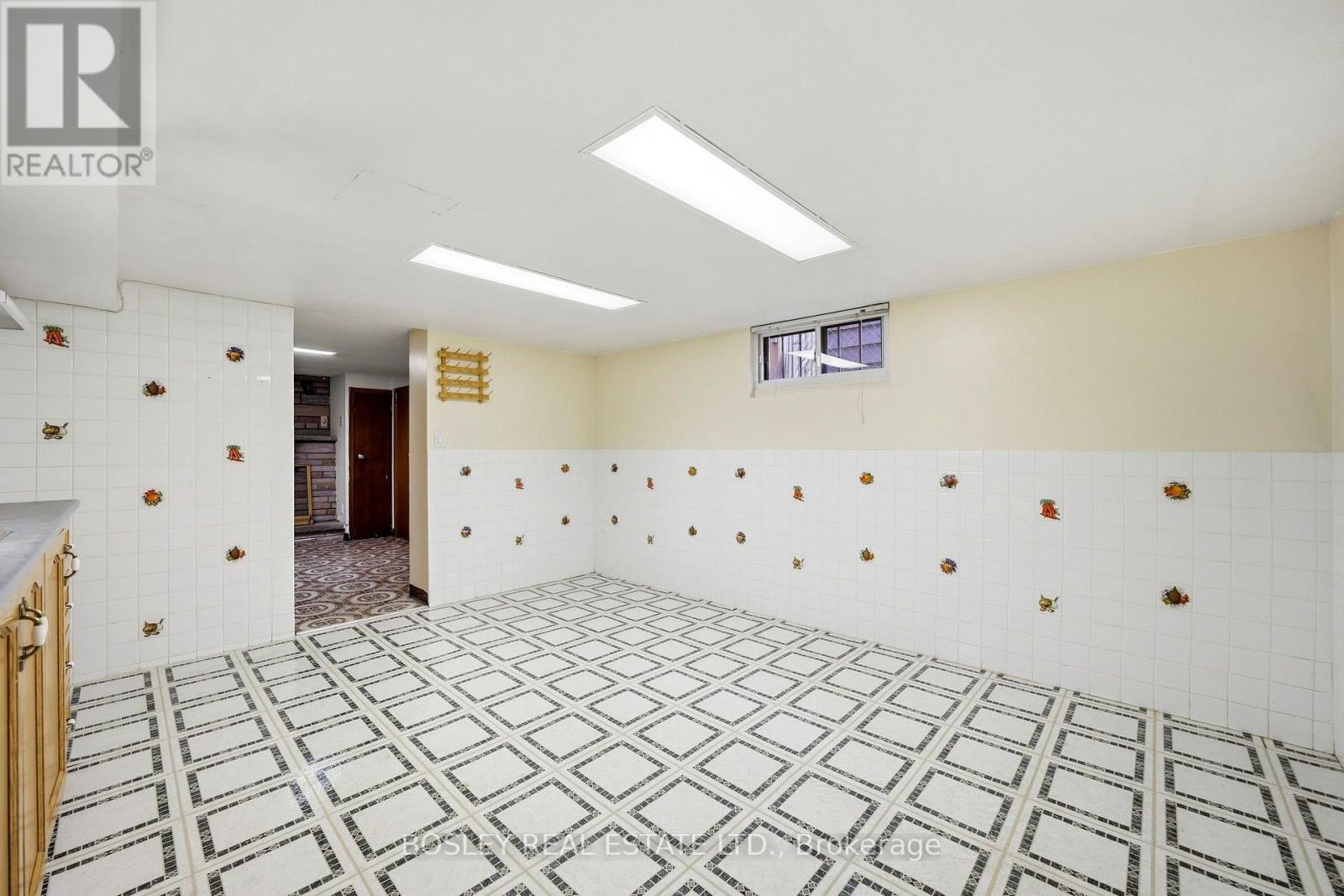44 Conway Avenue, Toronto, ON photo 28