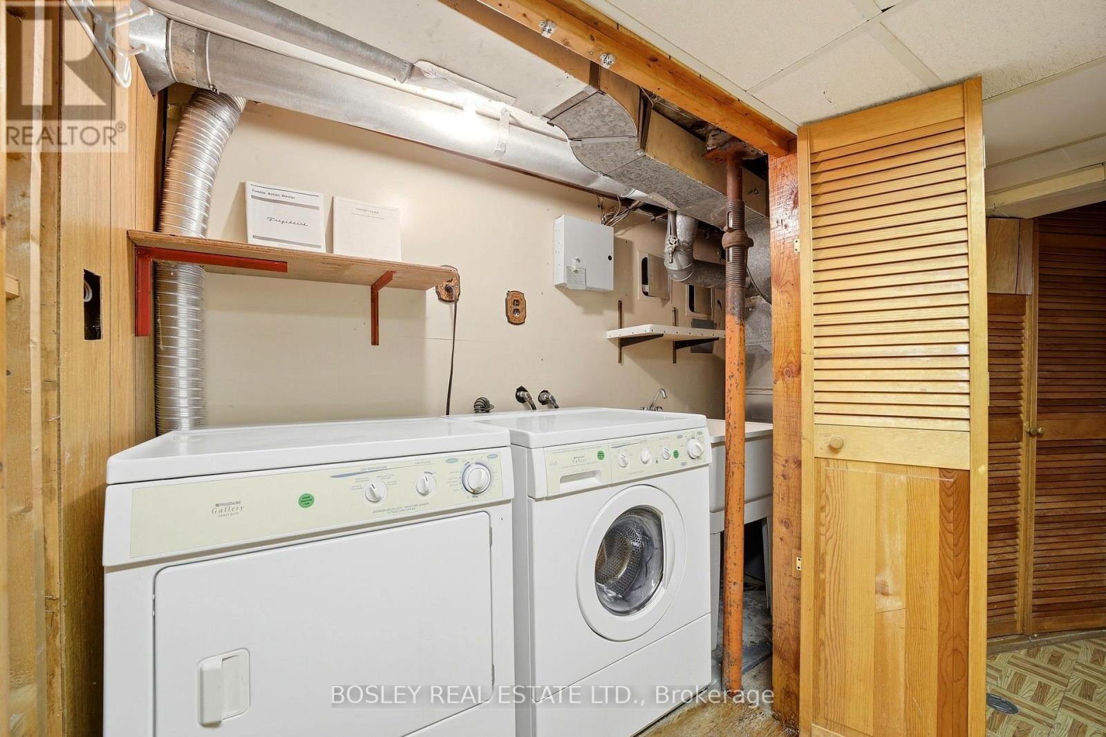 44 CONWAY AVENUE - 32