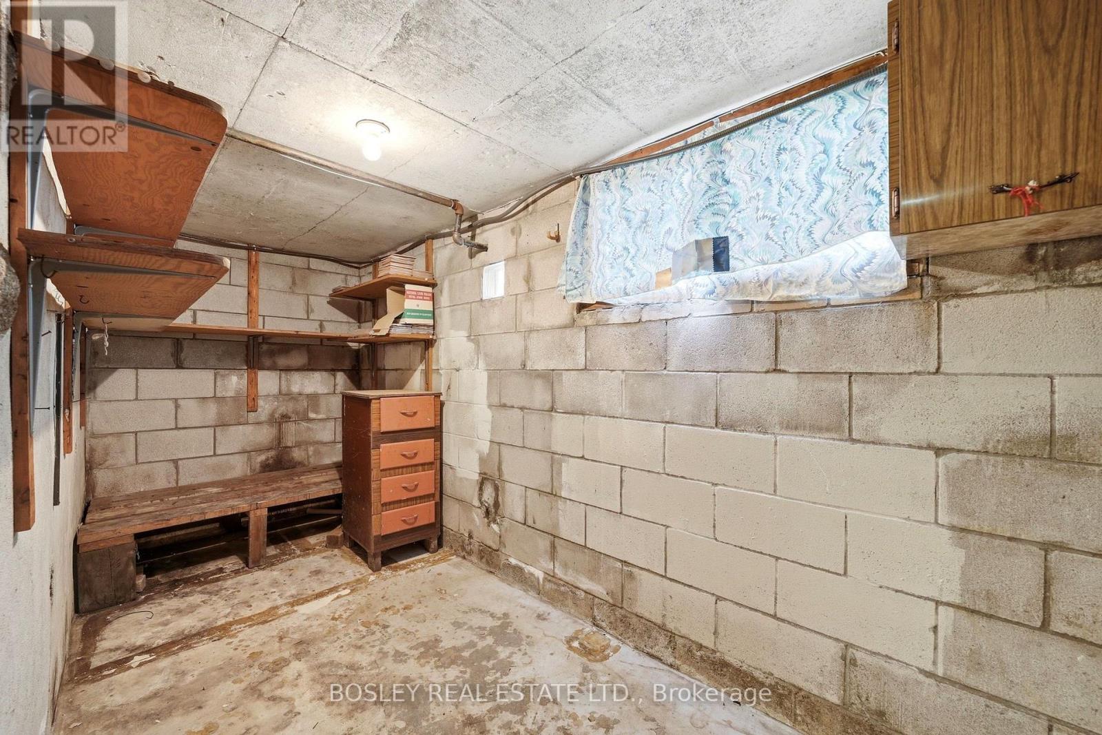 44 CONWAY AVENUE - 33