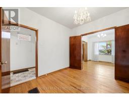 Kitchen - 44 Conway Avenue, Toronto, ON M6E1H2 Photo 10