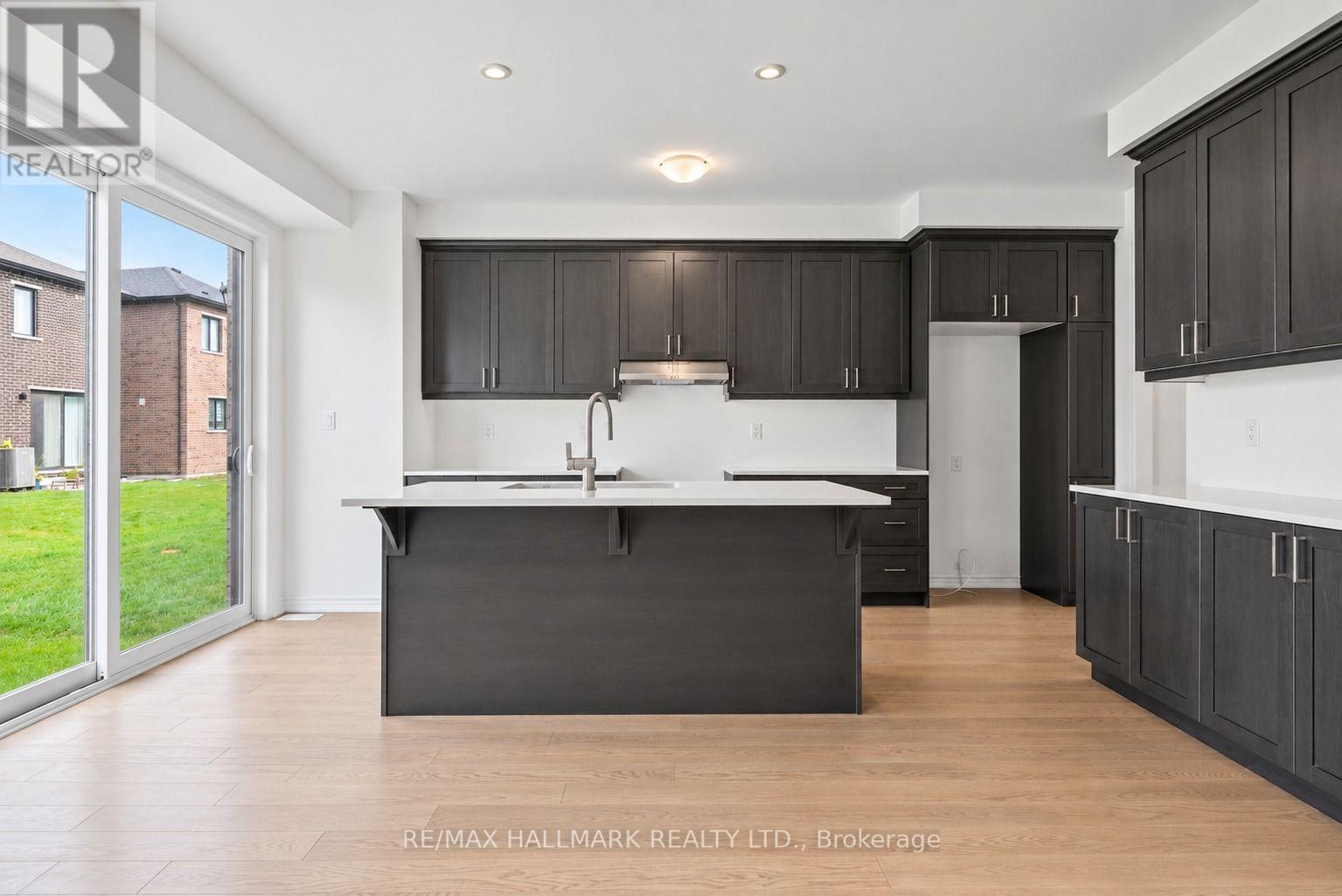 84 GRETZKY AVENUE - 13