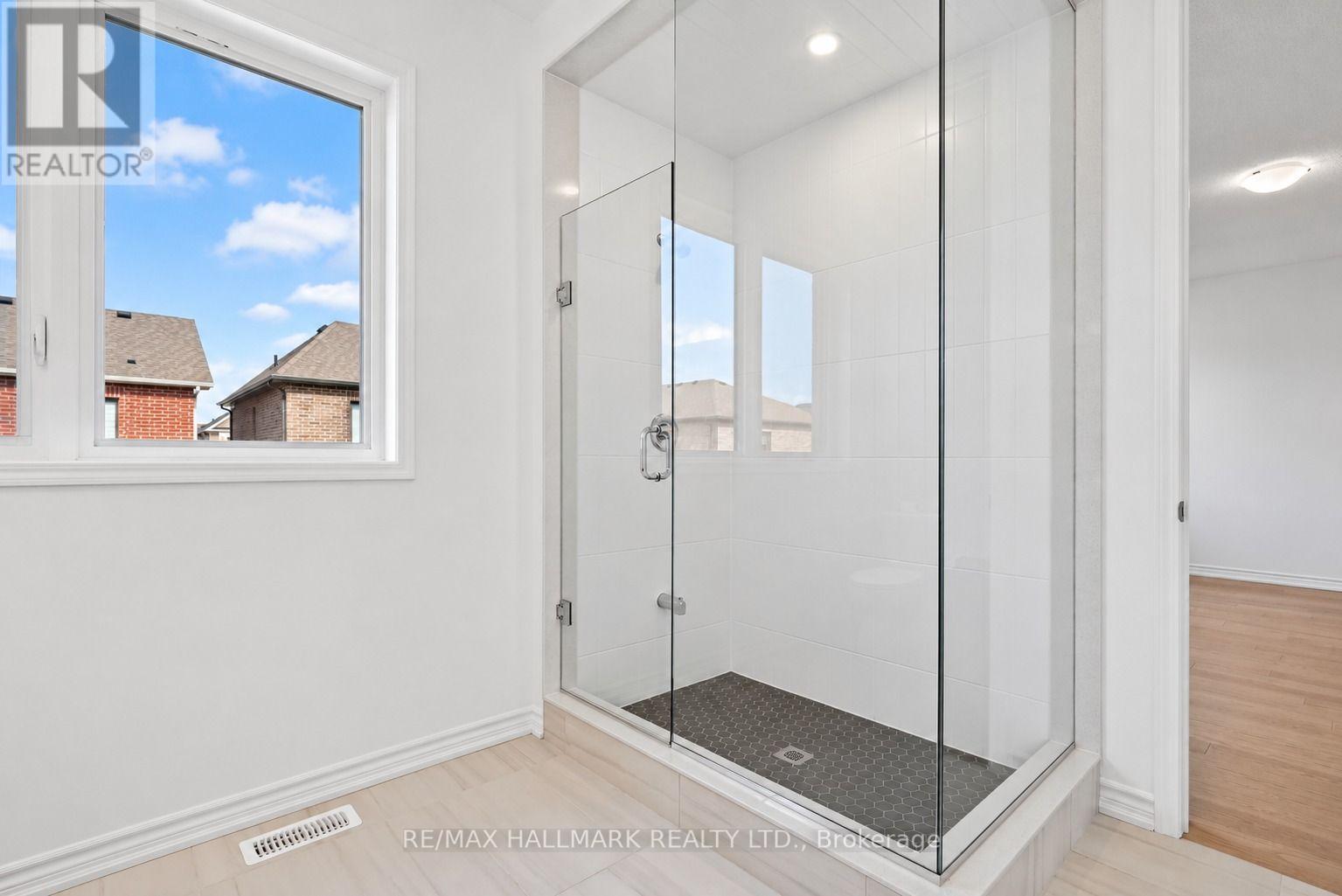 84 GRETZKY AVENUE - 26