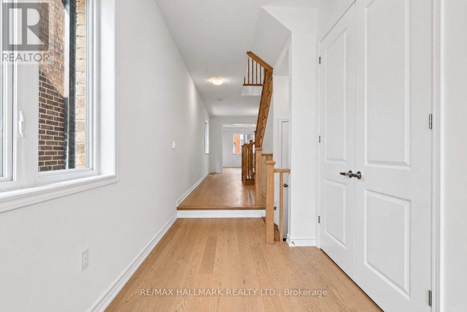 84 GRETZKY AVENUE - 8