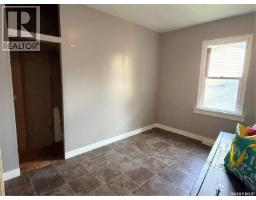 Bedroom - 438 3rd Street, Estevan, SK S4A0P2 Photo 8