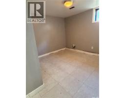 438 3rd Street, Estevan, SK S4A0P2 Photo 25