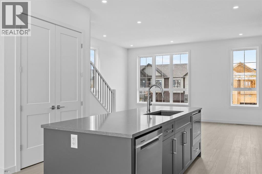 116 Greenwich Drive NW - Image 13