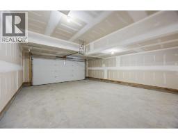 116 Greenwich Drive NW - photo 9